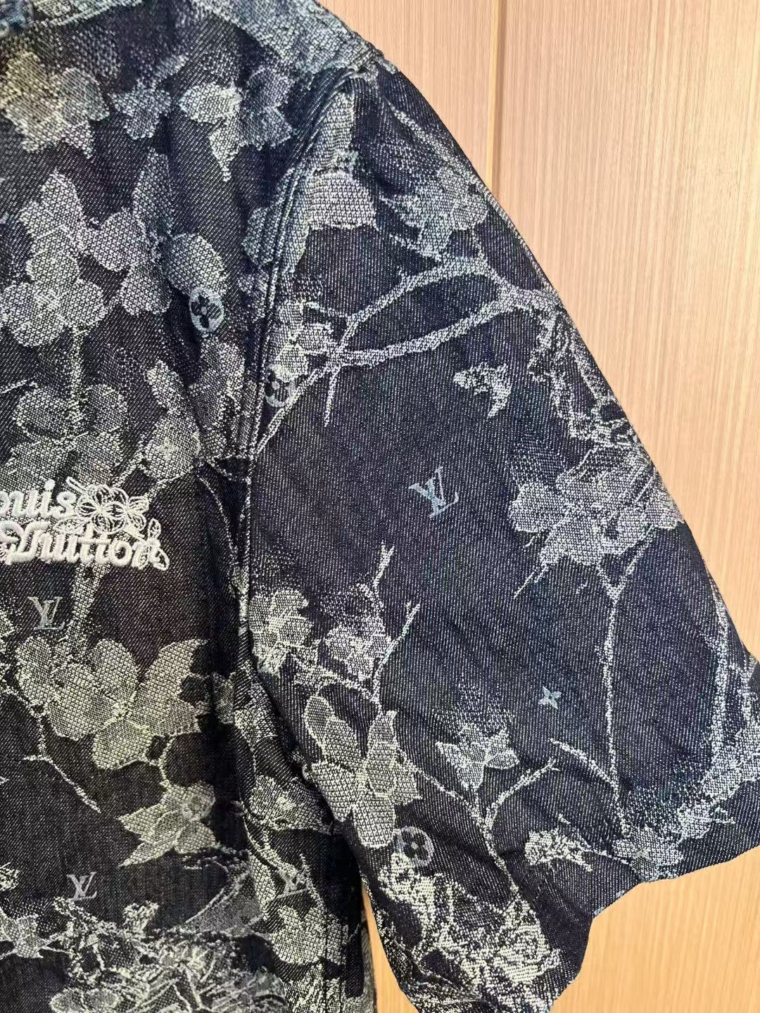 L's Flower Wave Jacquard Denim Shirt
