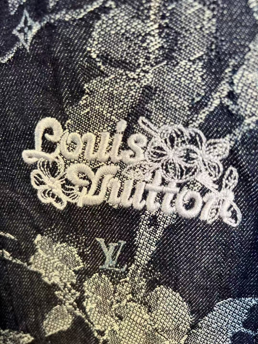 L's Flower Wave Jacquard Denim Shirt