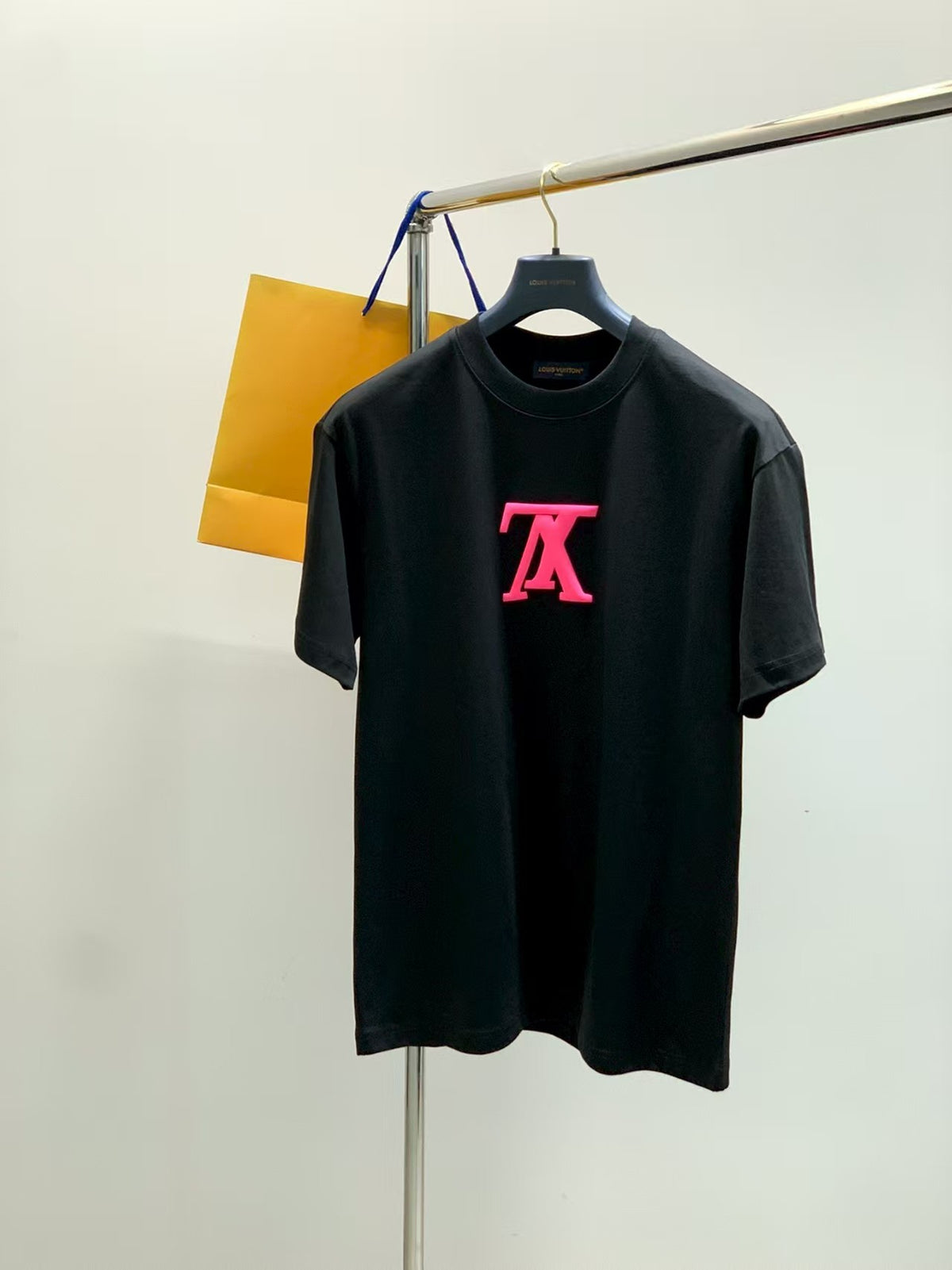 L's 2025 New Style Round Neck Casual Fashion T-shirt