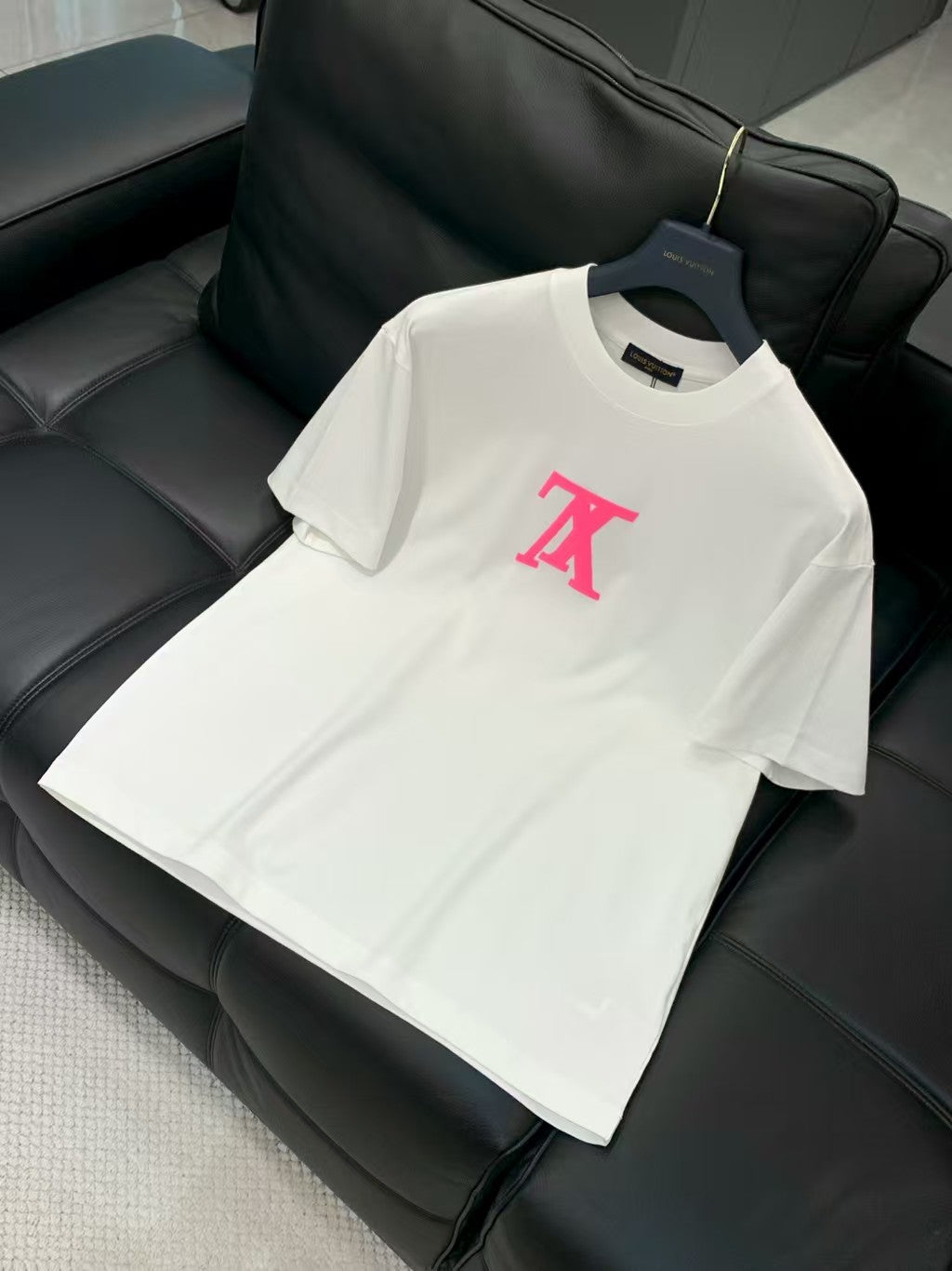 L's 2025 New Style Round Neck Casual Fashion T-shirt