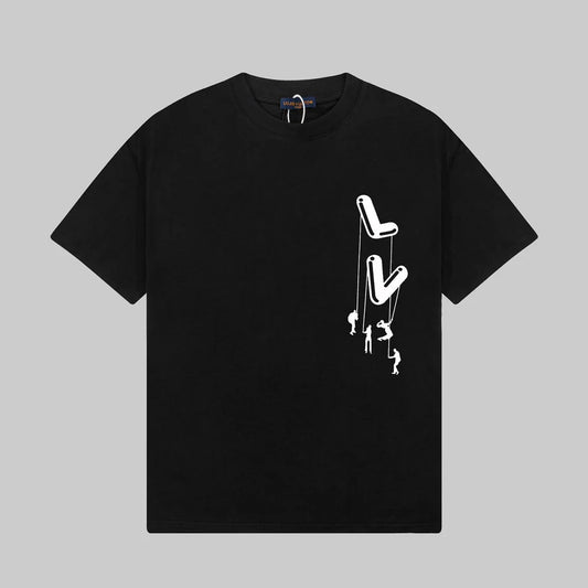 L's A Small Person Pulling A Rope Print T-shirt