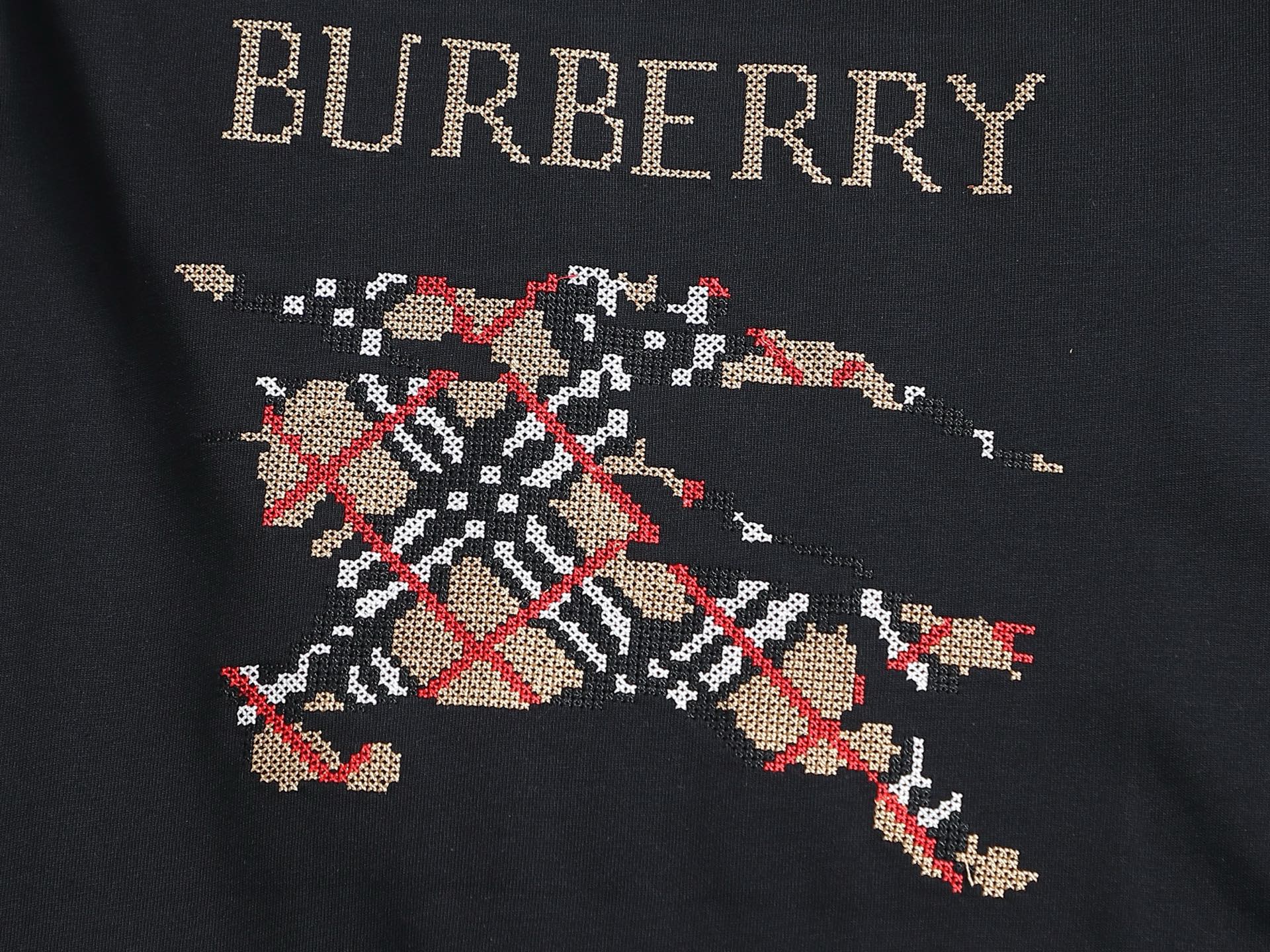 Bu's 2025 latest and top-level grid spliced embroidery T-shirt