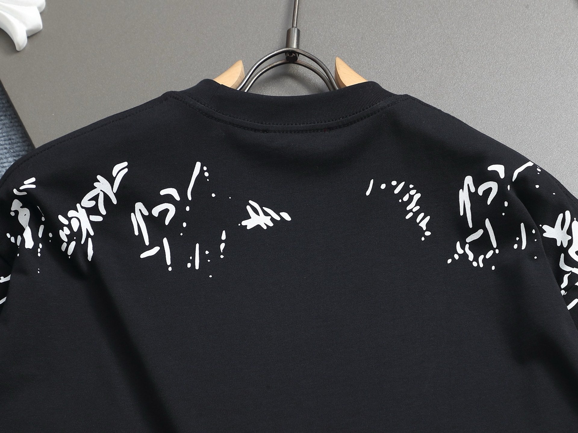 G's 2025 Spring/Summer Latest Style Chest Logo T-Shirt