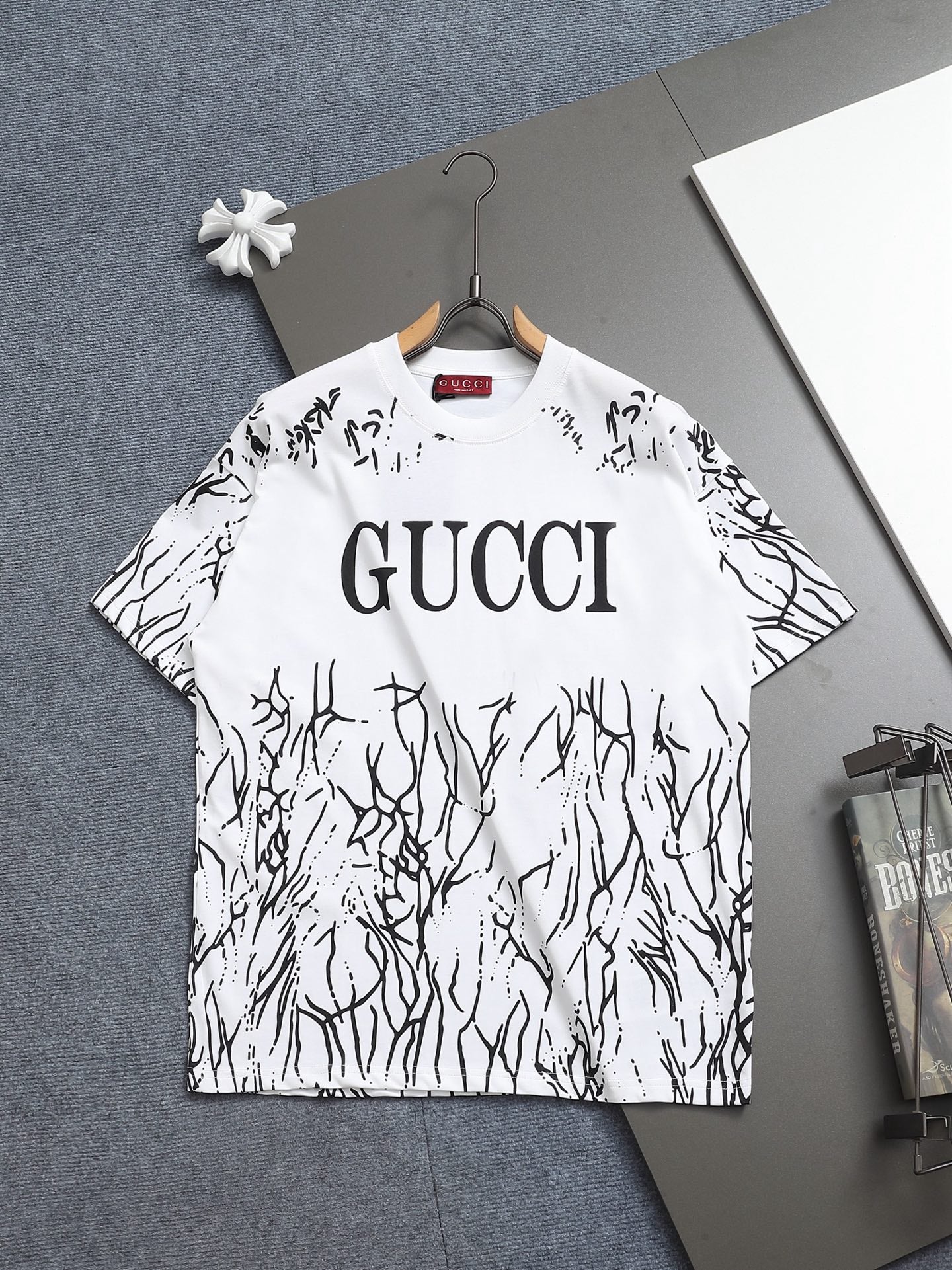 G's 2025 Spring/Summer Latest Style Chest Logo T-Shirt