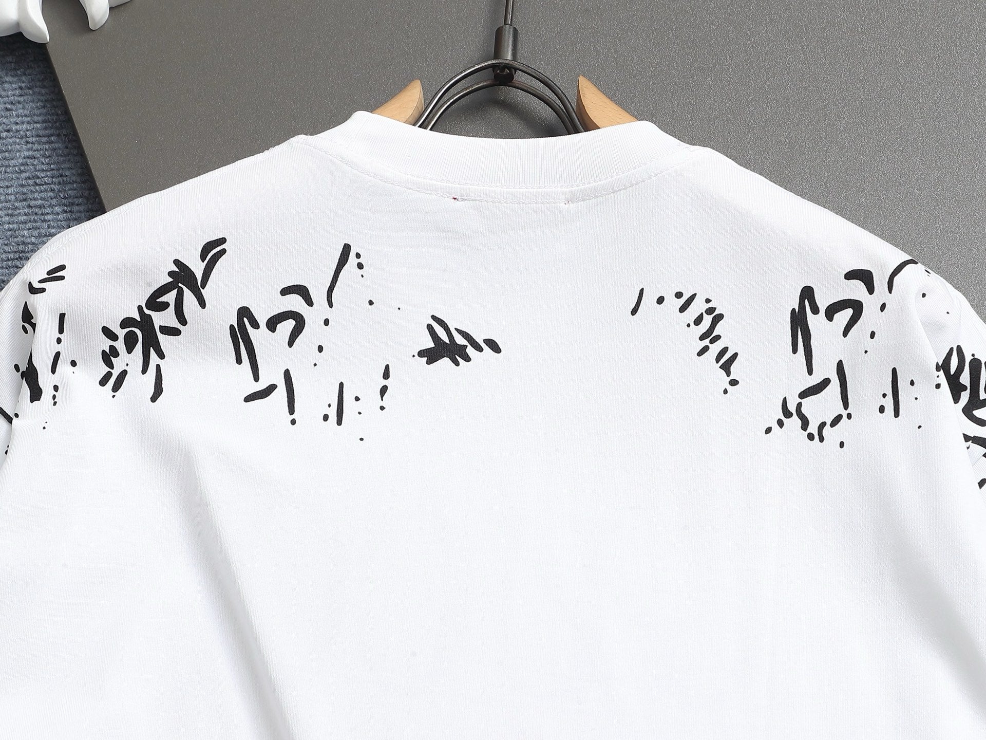 G's 2025 Spring/Summer Latest Style Chest Logo T-Shirt
