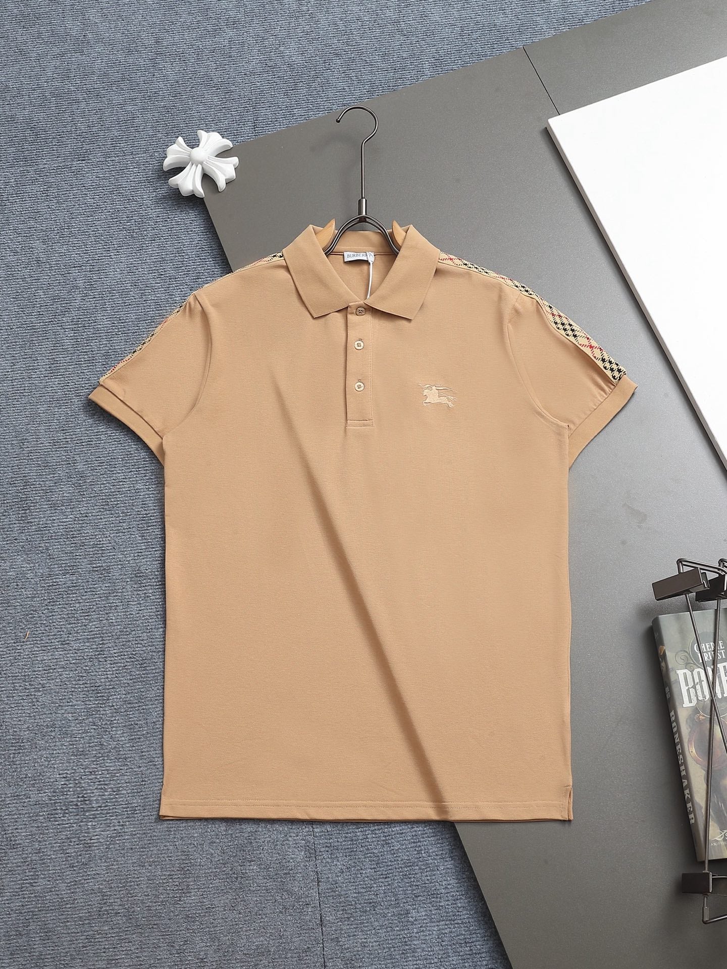 Bu's 2025 latest counter polo shirt with shoulder texture