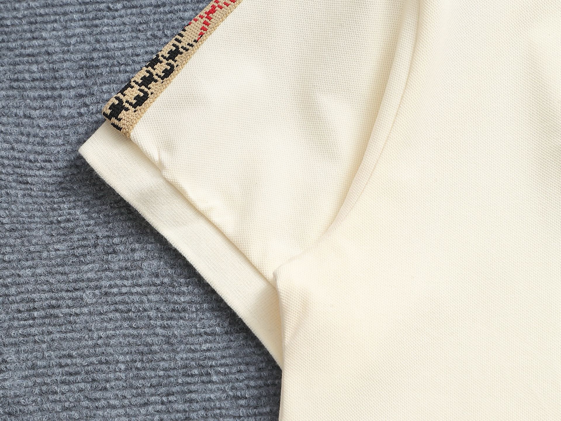 Bu's 2025 latest counter polo shirt with shoulder texture