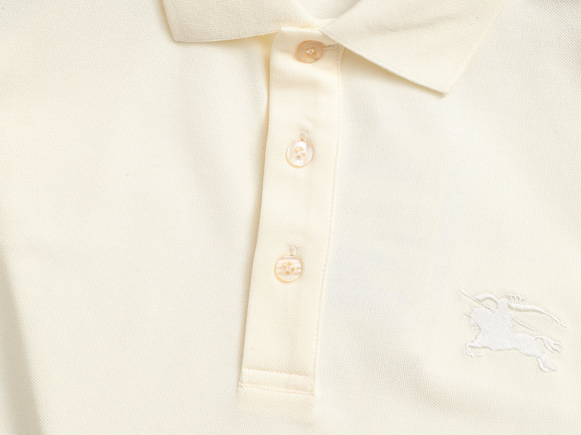 Bu's 2025 latest counter polo shirt with shoulder texture