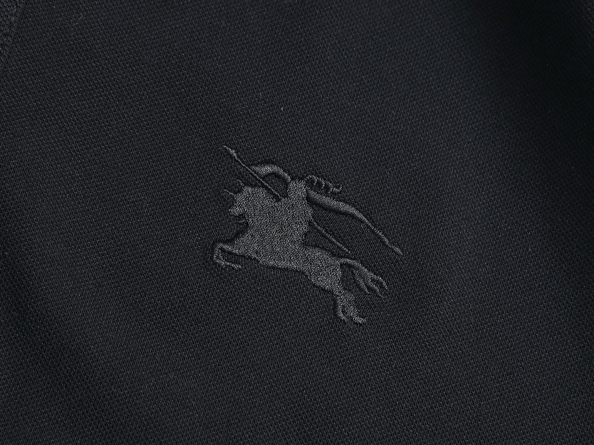 Bu's 2025 latest counter polo shirt with shoulder texture