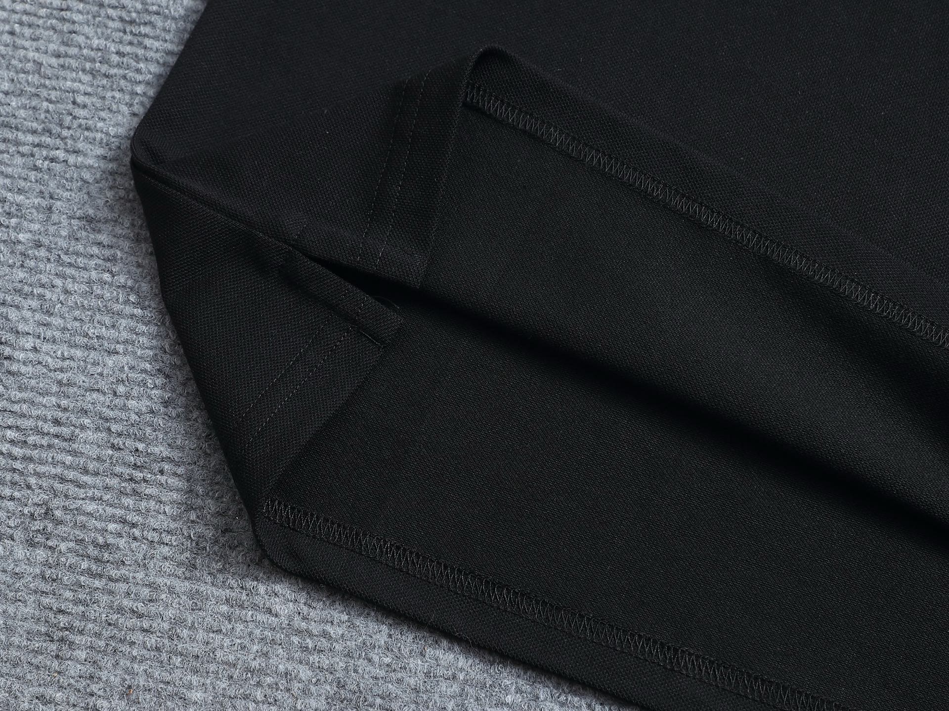 Bu's 2025 latest counter polo shirt with shoulder texture