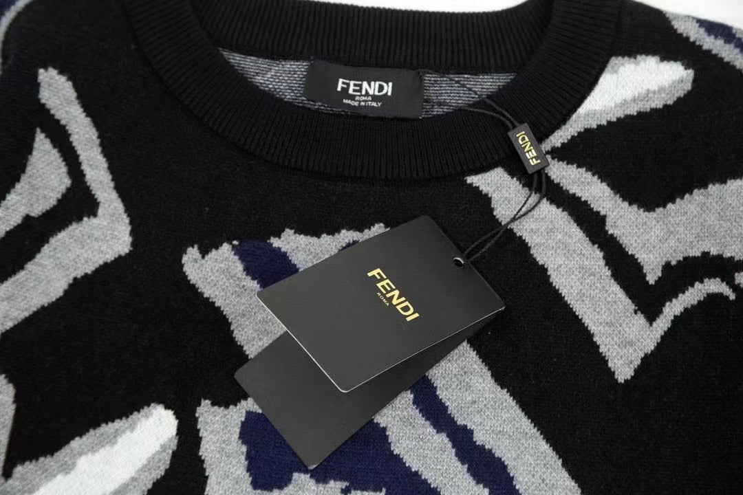 White Print F Letter Knitted Sweater